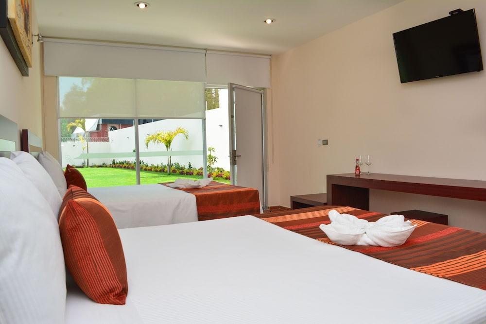 Hotel Quinta تيكيسكيابان المظهر الخارجي الصورة