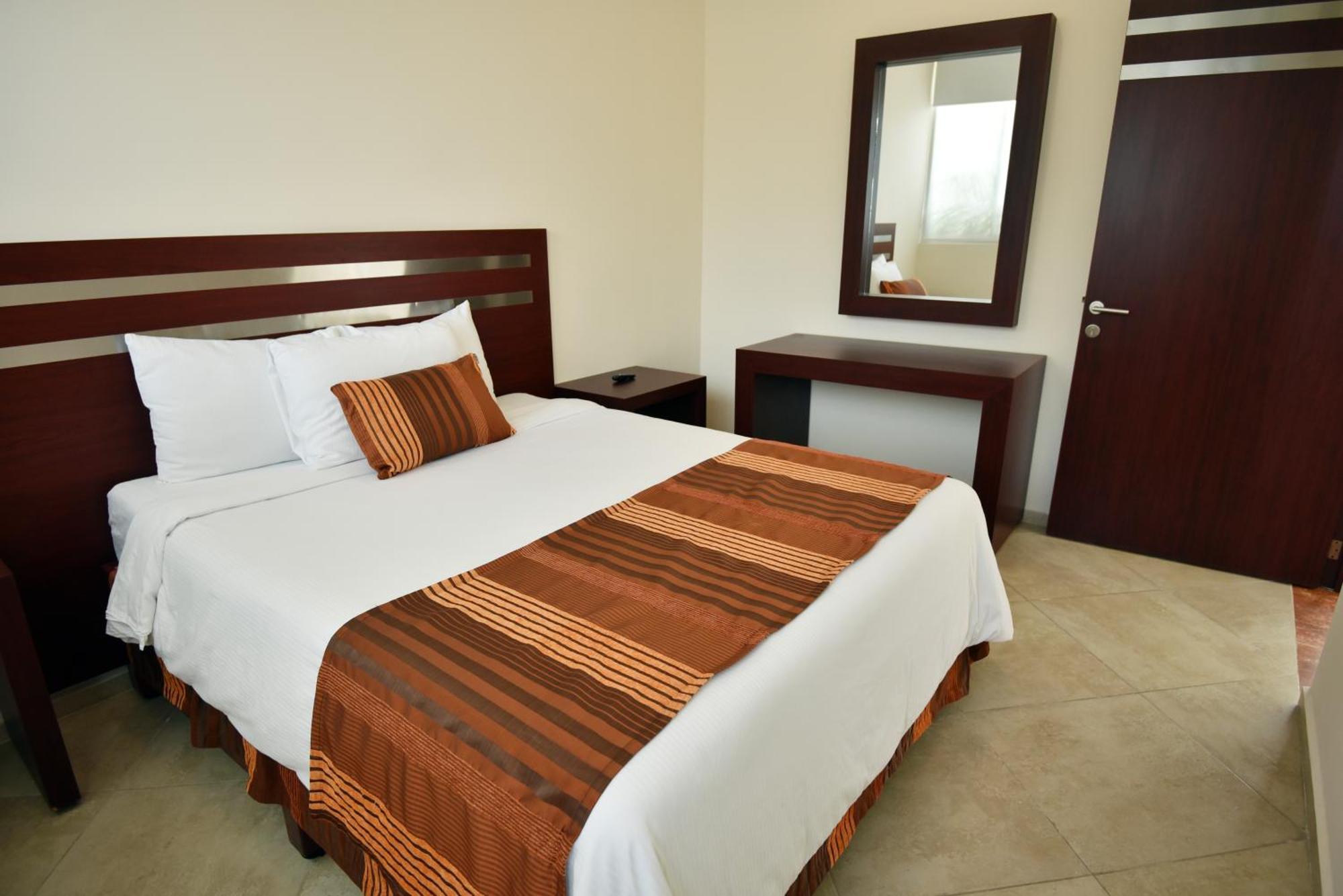 Hotel Quinta تيكيسكيابان المظهر الخارجي الصورة