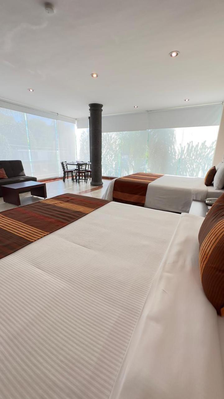 Hotel Quinta تيكيسكيابان المظهر الخارجي الصورة